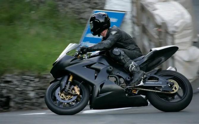 Байкер на Isle of Man TT
